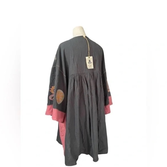 EASEL - Bohemian Floral Embroidered Linen Woven Loose Short Dress - Picture 6 of 7